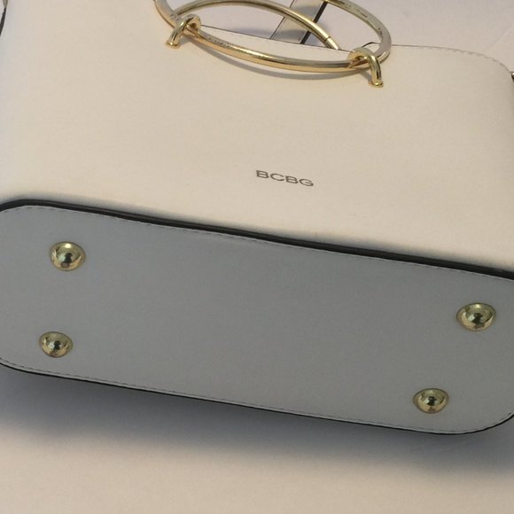 BCBG CROSSBODY - Picture 4 of 7